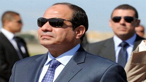 "السيسي" يتابع تطورات الضربة الجوية للرد على حادث سيناء | مجلة السياحة العربية