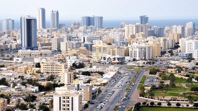 عجمان تناقش فرص نمو استثمارات السياحة العلاجية مع وفد تايلاندي
