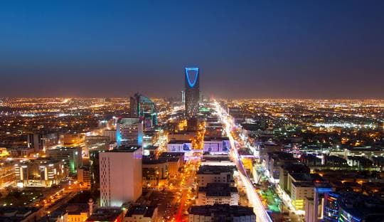 الخطيب: استقبلنا 100 مليون سائح هذا العام ونستهدف مساهمة السياحة في الناتج المحلي إلى 10%