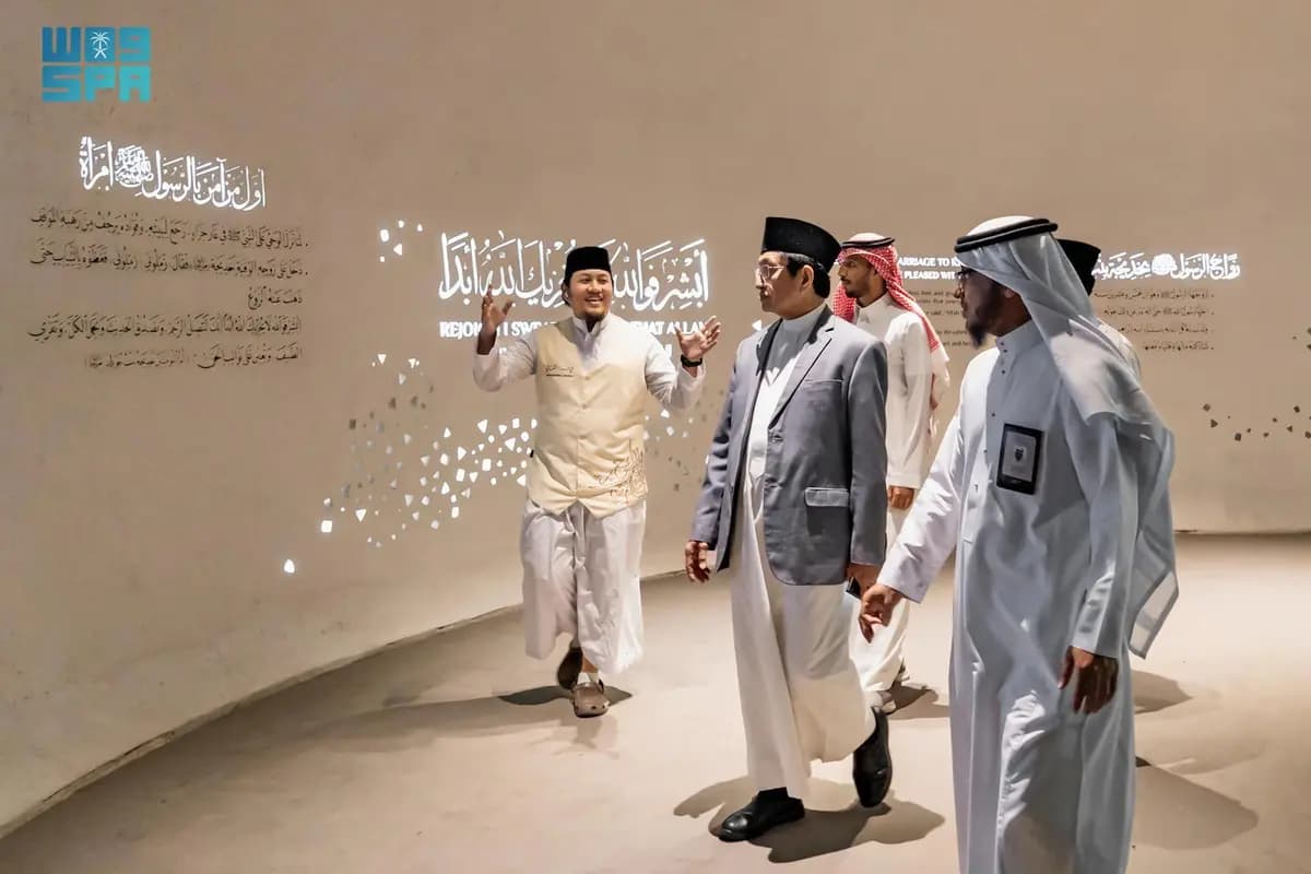 القنصل العام للجمهورية الإندونيسية يزور "حي حراء الثقافي" بمكة