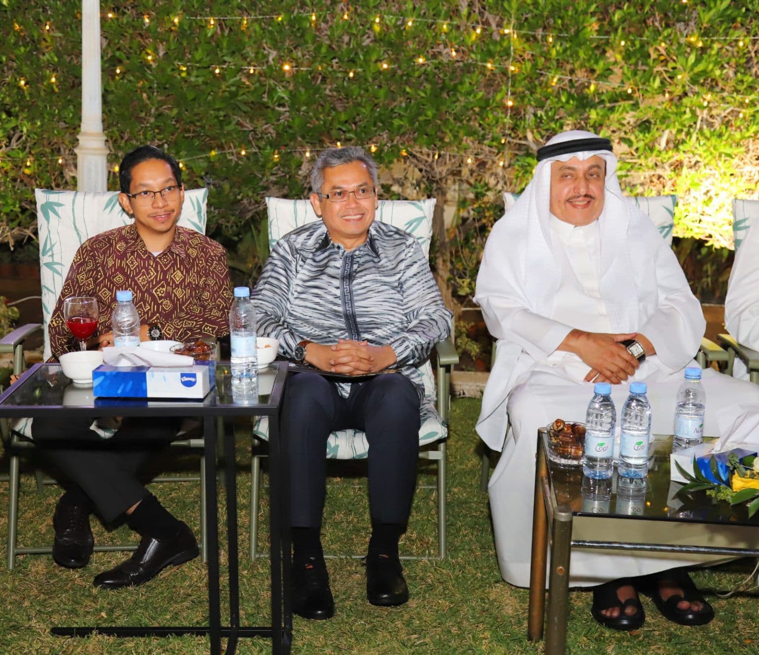 ديوانية الجميح تستضيف القنصل العام لدولة ماليزيا