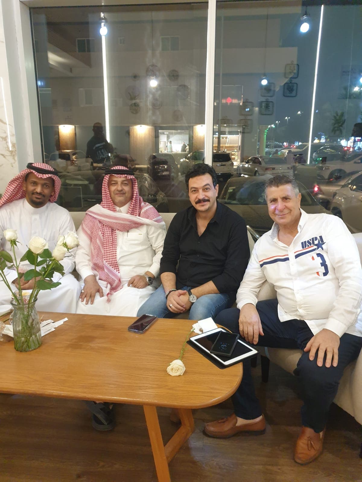القنصل الفخري الكندي محمد عطار يفتتح BC Coffee Home بمدينة جدة