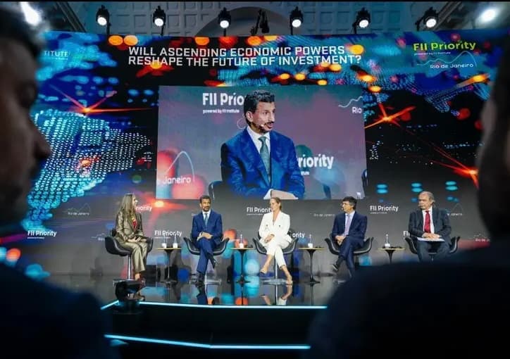 وزير السياحة يؤكد خلال مشاركته في قمة الأولوية بالبرازيل أن أبواب المملكة مفتوحة للاستثمارات في القطاع السياحي