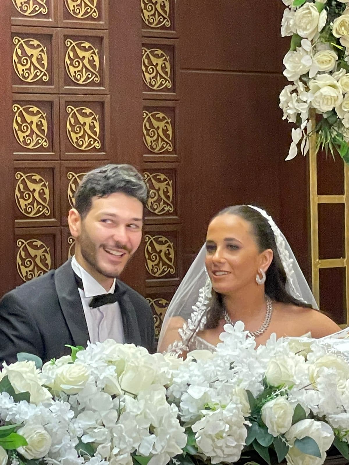 تهنئة لأجمل عروسين ( جينا & وأيمن )