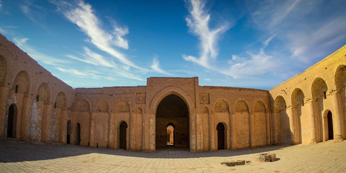 حصن الأخيضر تاريخ بعبق الماضي  حاضر سياحي متألق