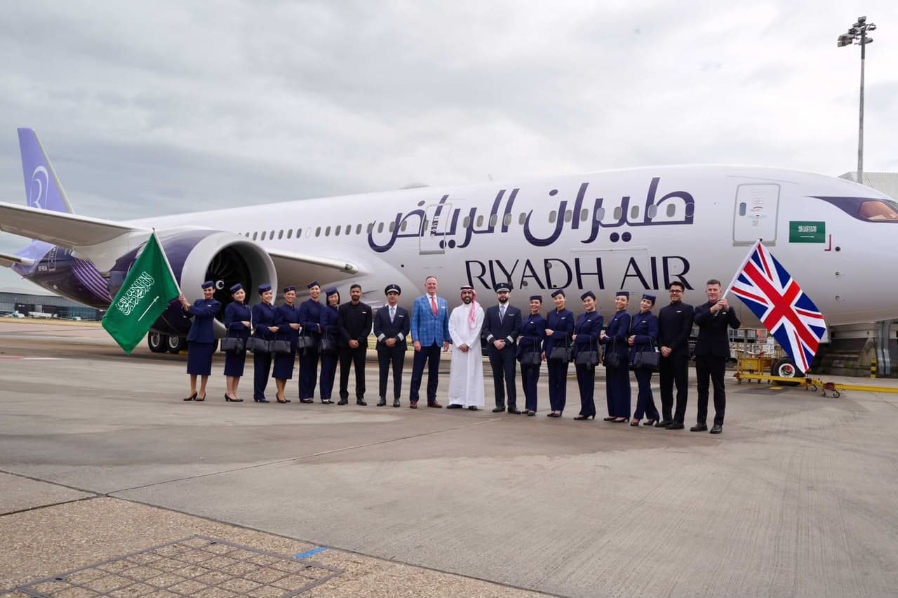 إنطلاق أول رحلة لطيران الرياض بطائرة "بوينج 787-9 دريملاينر" من مطار الملك خالد إلى مطار لندن هيثرو