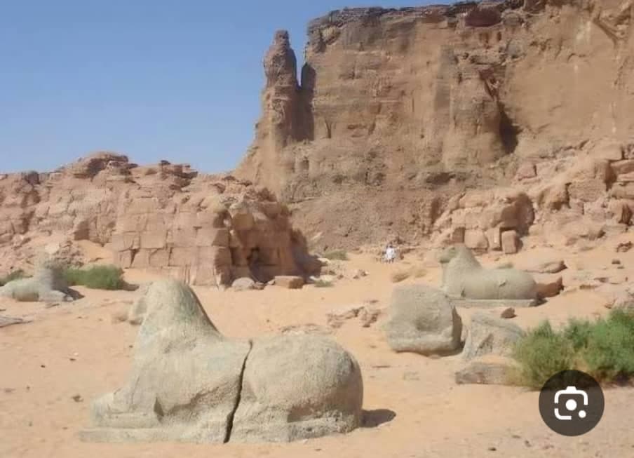 جبل البركل أحد أهم الوجهات الأثرية والسياحية والتاريخية في السودان