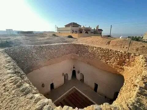 حـــوش الحفر في ليبيا .. خيـال معماري في باطن الأرض