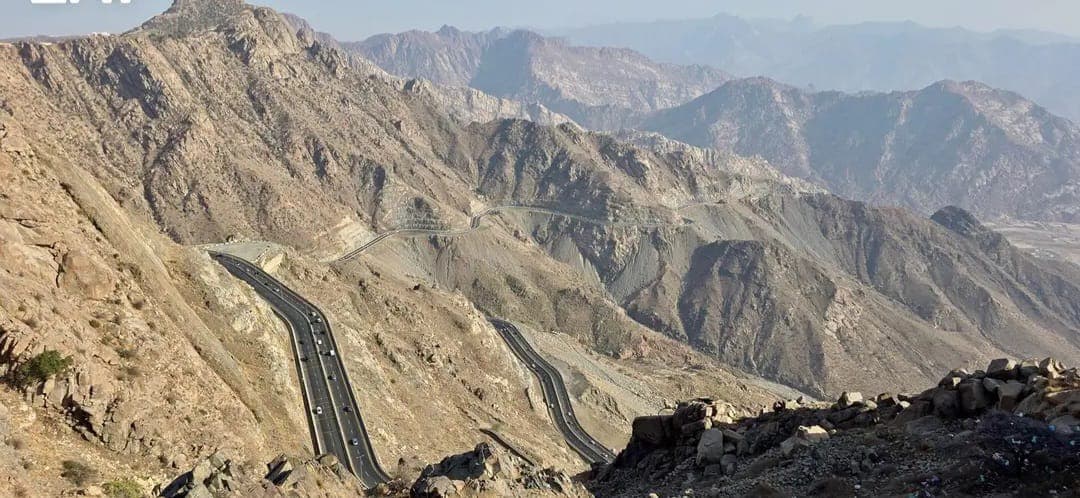 "دكة الحلواني" في الهدا.. إطلالة تاريخية تختزن ذكريات أهالي مكة المكرمة