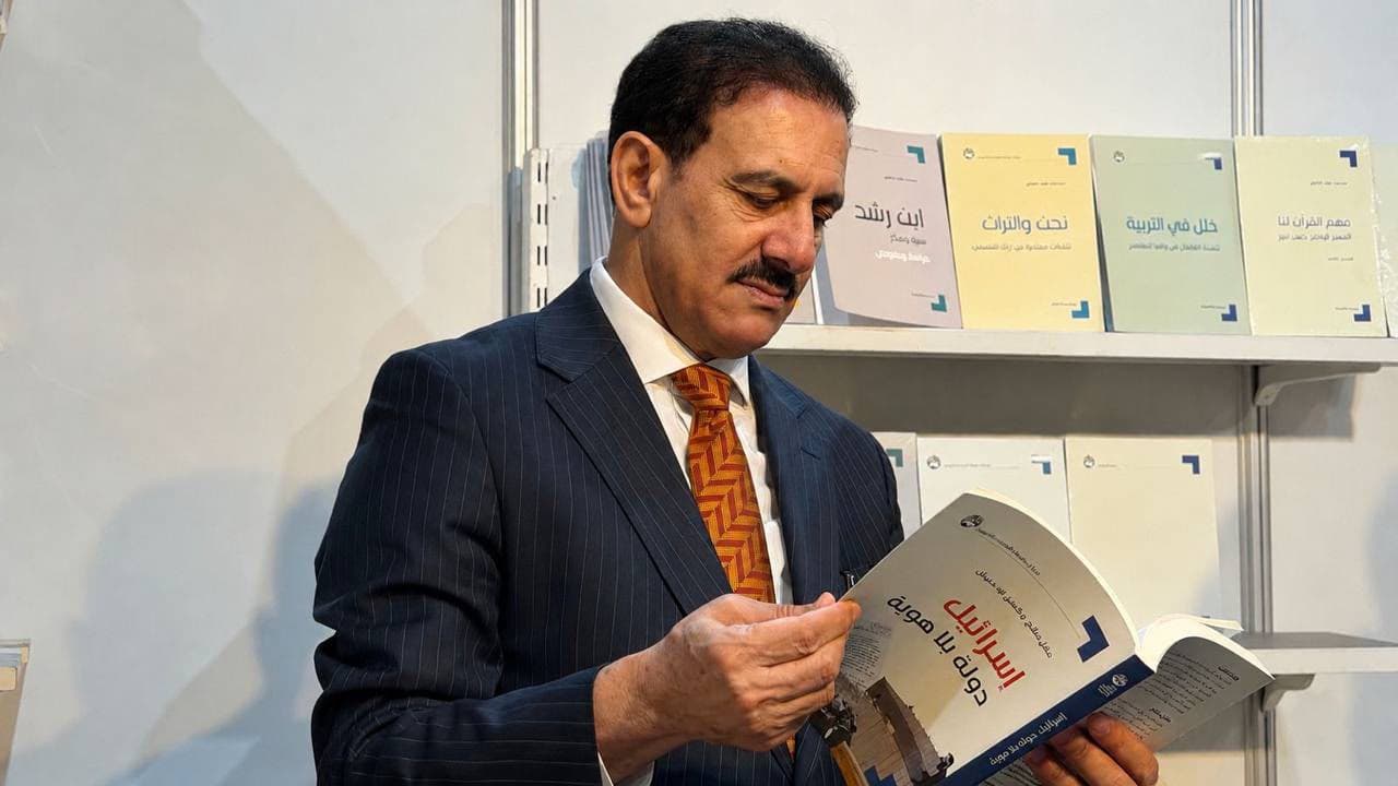 وكيل وزارة الثقافة يزور أروقة معرض بغداد الدولي للكتاب