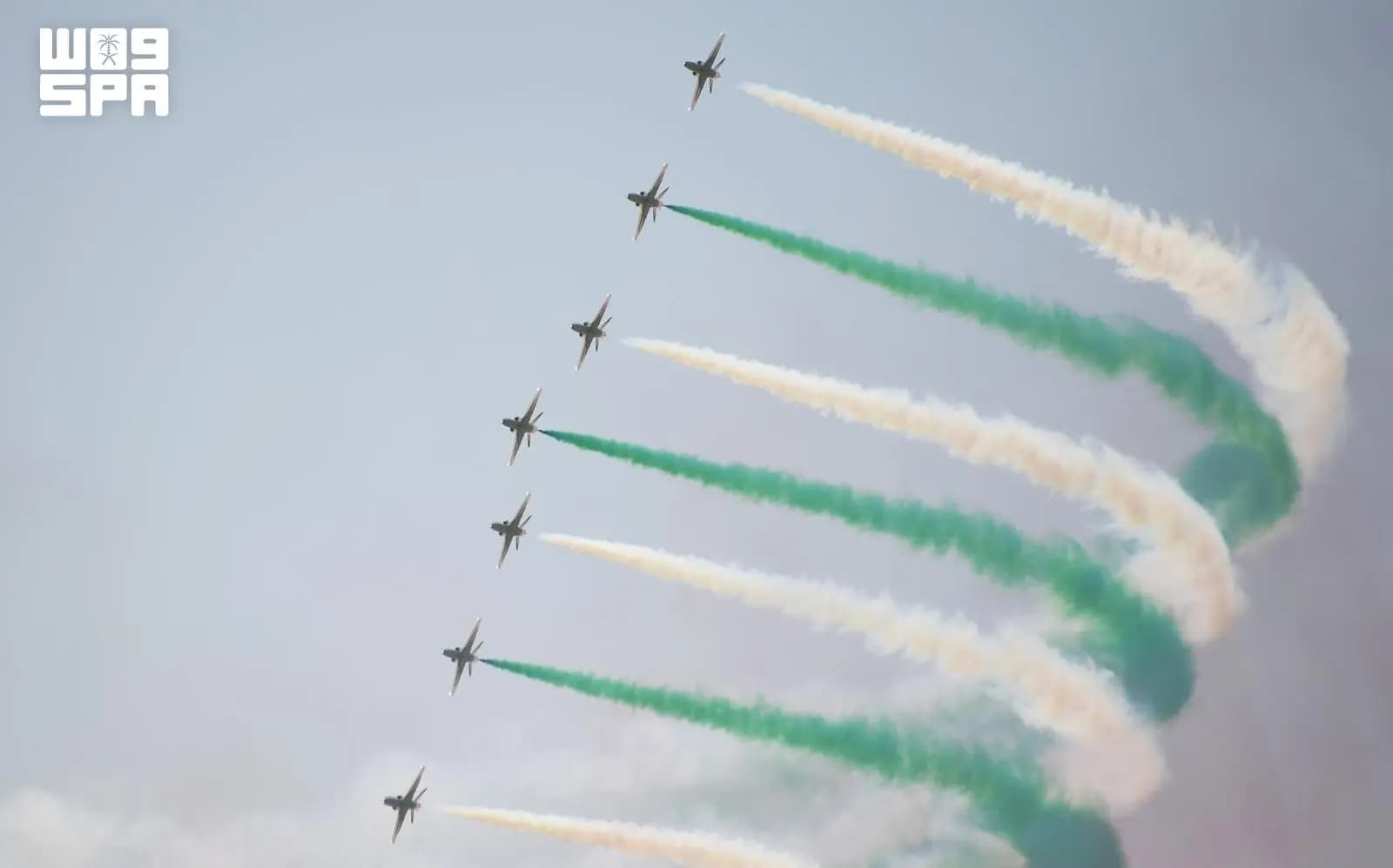 فريق الصقور السعودية يقدّم عروضًا جوية ضمن معرض العلمين الدولي للطيران والفضاء