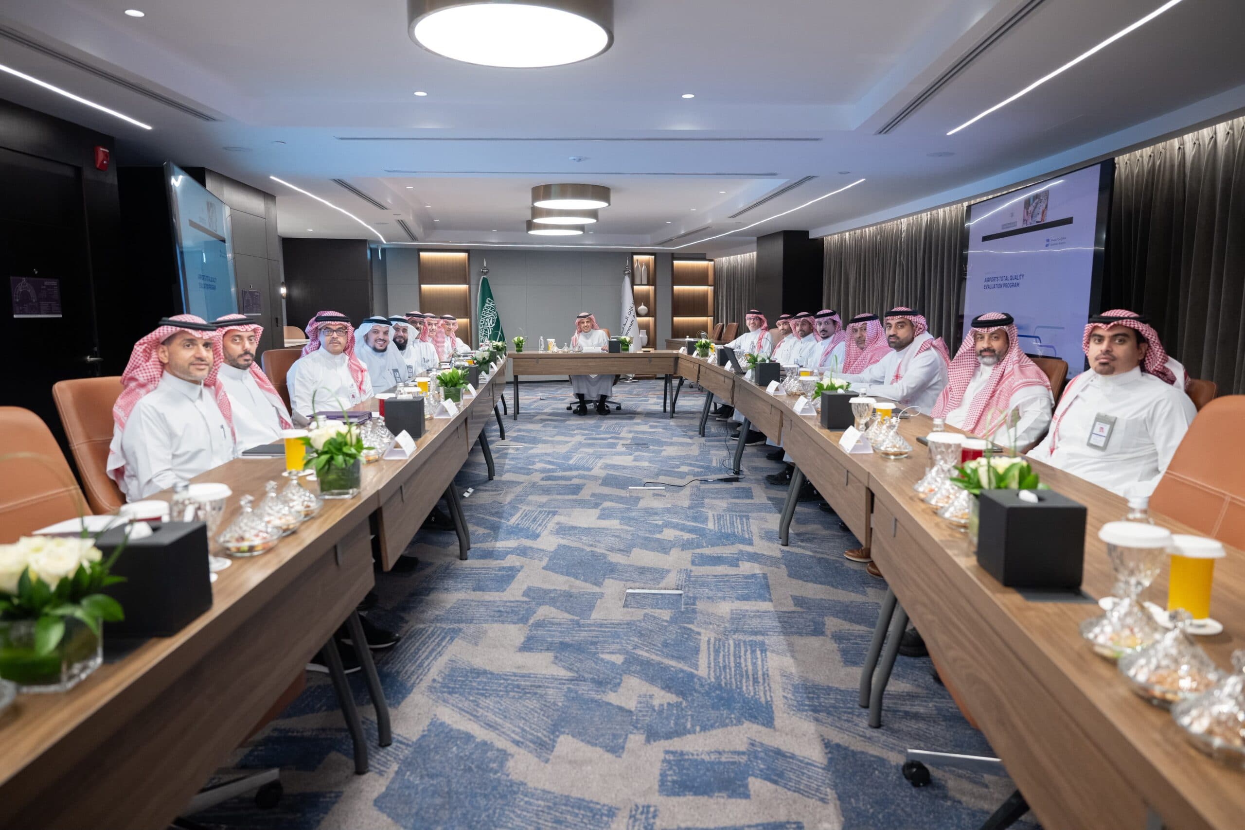 مجلس مديري مطارات الدمام يستعرض أبرز الإنجازات والمشاريع التطويرية