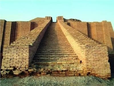 العراق يؤهل مواقعه الأثرية ويسهل تأشيرات الدخول لتنشيط السياحه