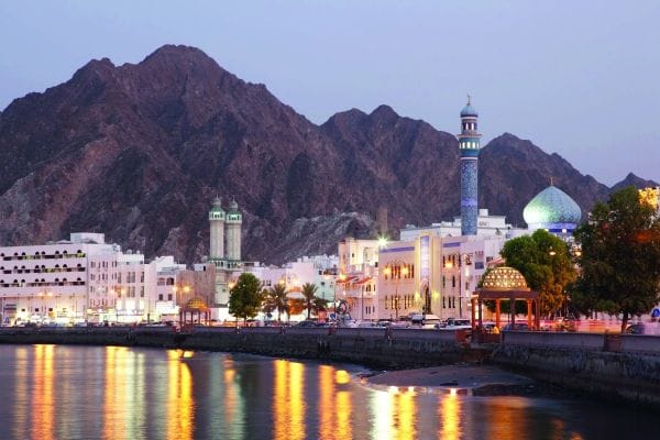عين الأوروبيين على السياحة في السلطنة العمانية