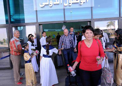 وصول "105" سائحين بريطانيين إلى الأقصر | مجلة السياحة العربية