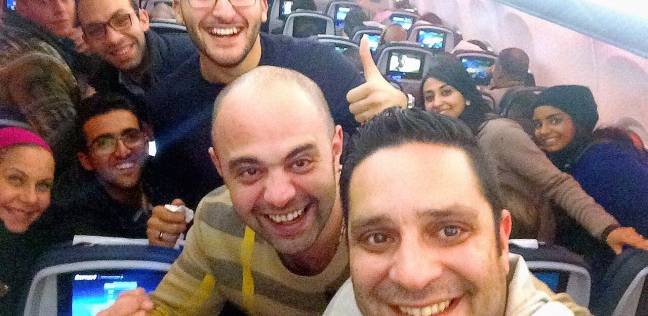 "مصر للطيران" تستطلع آراء ركاب طائرتها الجديدة B737-800 NGs في أولى رحلاتها | مجلة السياحة العربية