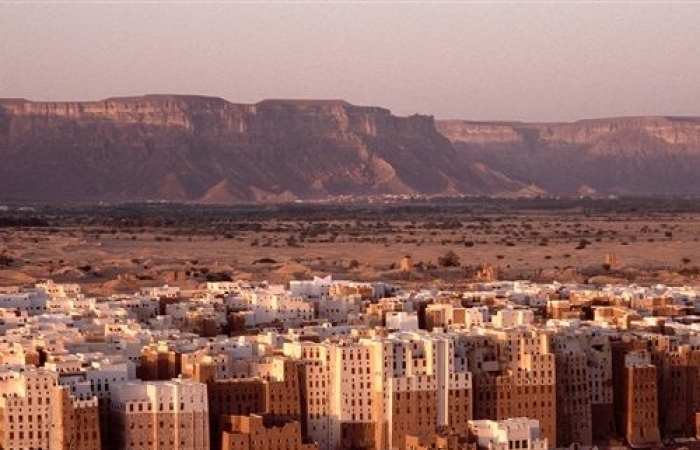 حضرموت: مدير السياحة يطلع على خطة نشاط جمعية تطوير الحرف التراثية بشبام | مجلة السياحة العربية
