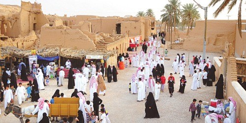 انطلاق مسار جديد للرحلات السياحية للمجمعة التراثية بالقطار | مجلة السياحة العربية