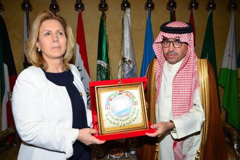معالى وزيرة السياحة التونسية سلمى اللومى تزور مقر المنظمة العربية للسياحة بجدة | مجلة السياحة العربية
