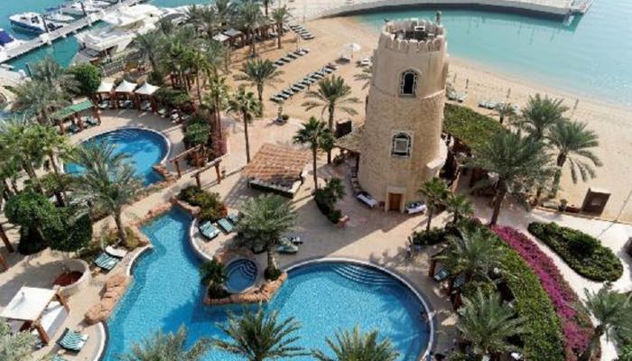 السياحة العُمانية تخطو نحو العالمية من كهوفها المظلمة | مجلة السياحة العربية