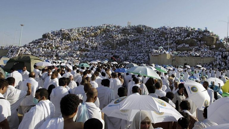 “السياحة” تبدأ توثيق عقود الحج فى السعودية الخميس المقبل | مجلة السياحة العربية