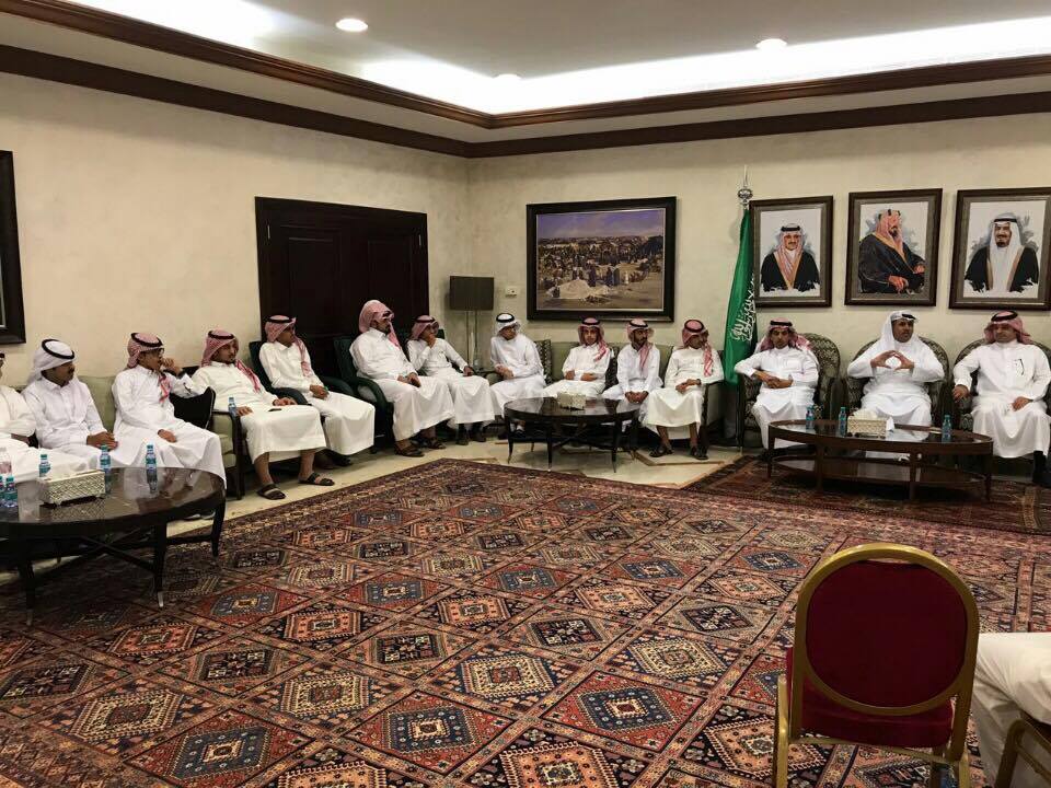 السواط نقل لكم شكر سمو رئيس هيئة السياحة ..64 متطوعا و40 متطوعة في سوق عكاظ من شباب وشابات الطائف | مجلة السياحة العربية