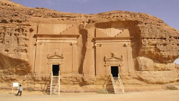 السعودية.. إطلاق تأشيرات "السياحة" للأجانب رسمياً | مجلة السياحة العربية