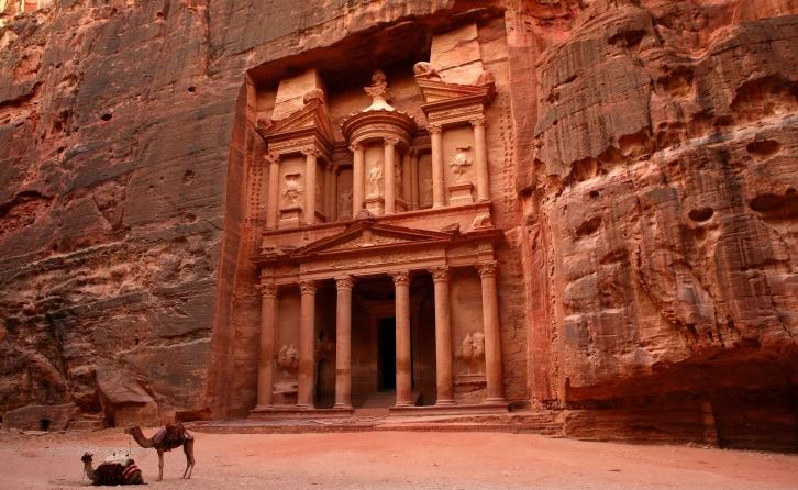 البترا ضمن شبكة مدن السياحة العالمية نهاية سبتمبر الحالي | مجلة السياحة العربية