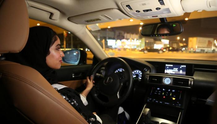 السماح للسعوديات بالقيادة عبر جسر الملك فهد ينعش السياحة البحرينية | مجلة السياحة العربية