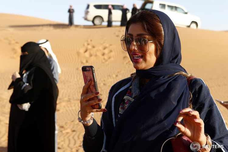 نسبة المستثمرات السعوديات في السياحة 15% | مجلة السياحة العربية