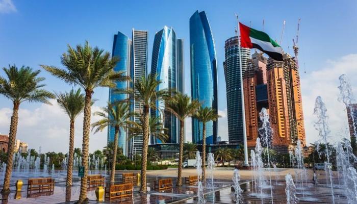 مشاركة واسعة في معرض دولي متنقل يروج للوجهات السياحية بالإمارات | مجلة السياحة العربية