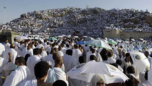 "السياحة الدينية" أسعار برامج الحج الأسبوع المقبل | مجلة السياحة العربية