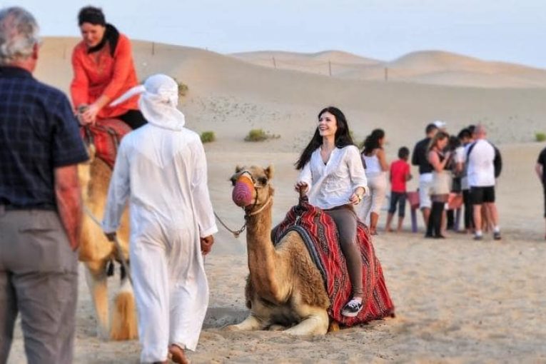 سياحة أبوظبي تستقطب 8.5 ملايين سائح بحلول 2021 | مجلة السياحة العريية
