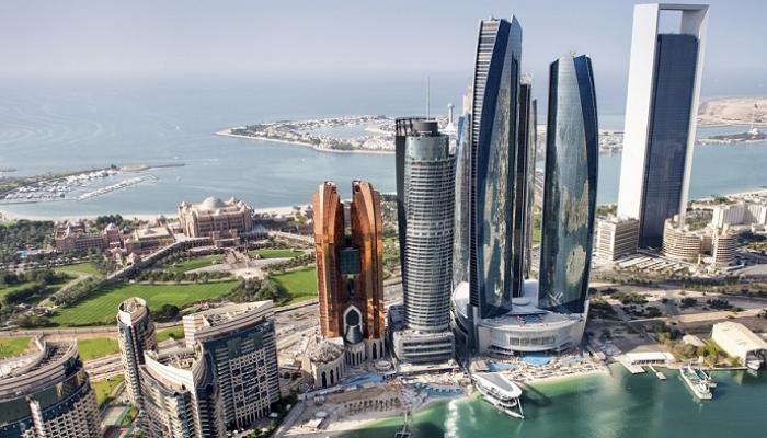 ارتفاع عدد السائحين في أبوظبي ودبي خلال 8 أشهر | مجلة السياحة العربية