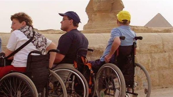 بـ"الصور" كيف تستقطب شركات السياحة كبار السن لرحلاتها | مجلة السياحة العربية