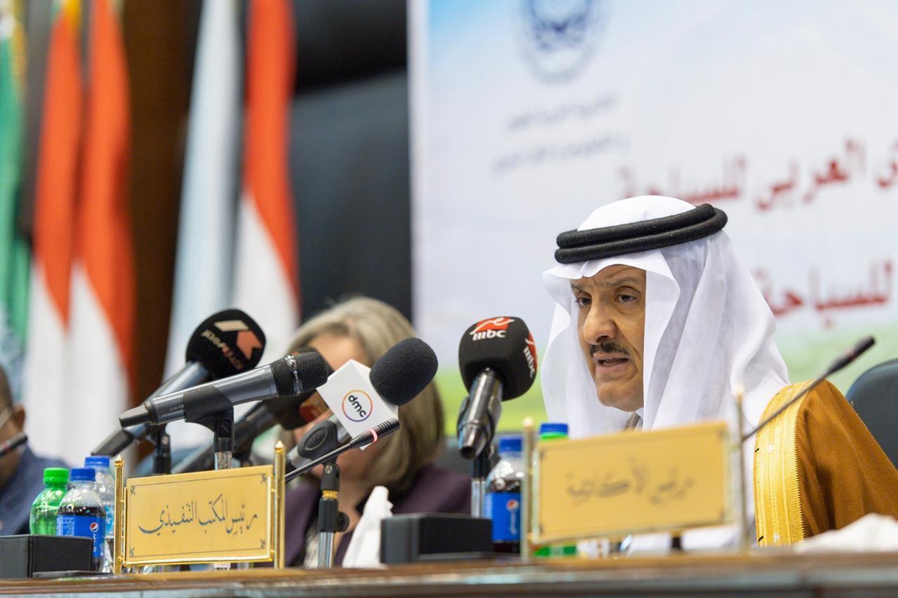 "الأمير سلطان بن سلمان" المملكة تشهد مرحلة مهمة للتطوير وتحويل مواقع التراث إلى مشاريع سياحية واقتصادية | مجلة السياحة العربية