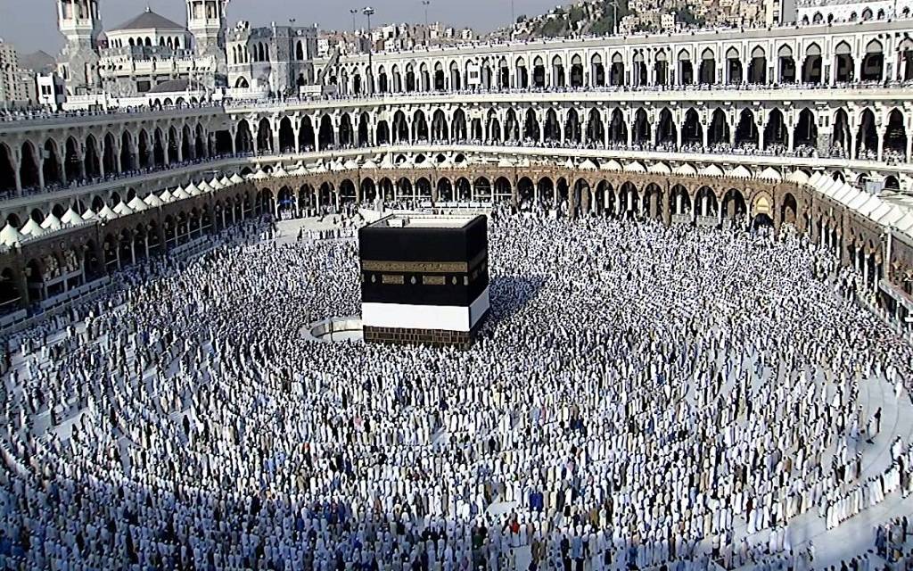 غدا .. السياحة المصرية تعلن بدء تلقي طلبات الحج السياحي | مجلة السياحة العربية