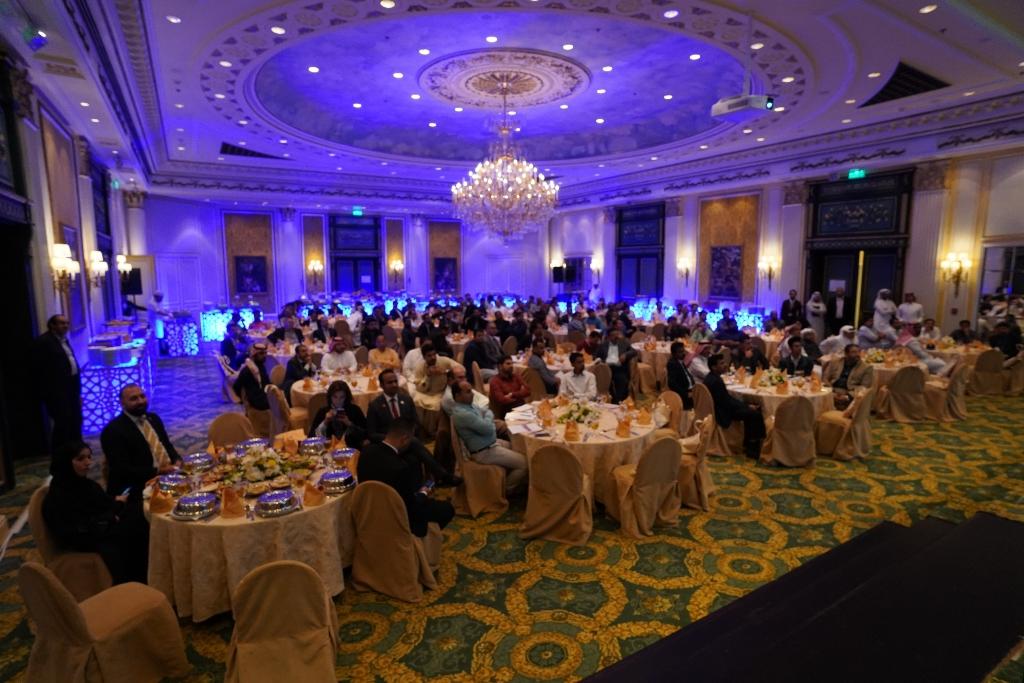 بهدف التعريف بالمقومات السياحية والعروض المتنوعة التي توفرها الإمارة دائرة الثقافة والسياحة - أبوظبي تنظم جولة ترويجية في المملكة العربية السعودية | مجلة السياحة العربية .. #السياحة_العربية