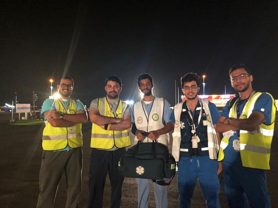 مشاركة جامعة الملك سعود بن عبدالعزيز للعلوم الصحية بالتعاون مع موسم جدة ب٩٨ مسعف متطوع .