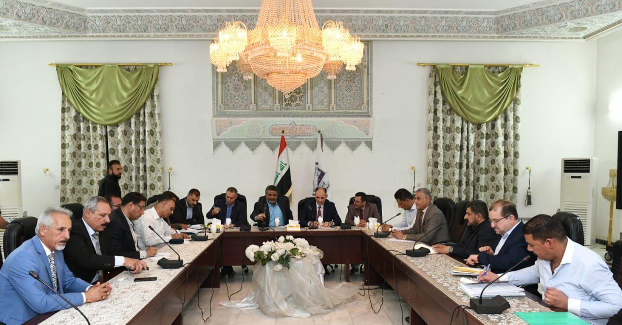 الثقافة تبحث مشاريع مدينة بابل الاثرية
