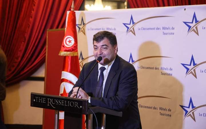 وزير السياحة والصناعات التقليدية التونسي يؤكد الحرص على تطبيق المعايير الجديدة لإعادة تصنيف النزل
