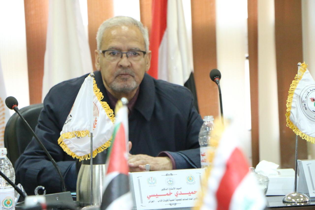 ختام اجتماعات عمداء كليات الآداب العربية بآداب المنصورة