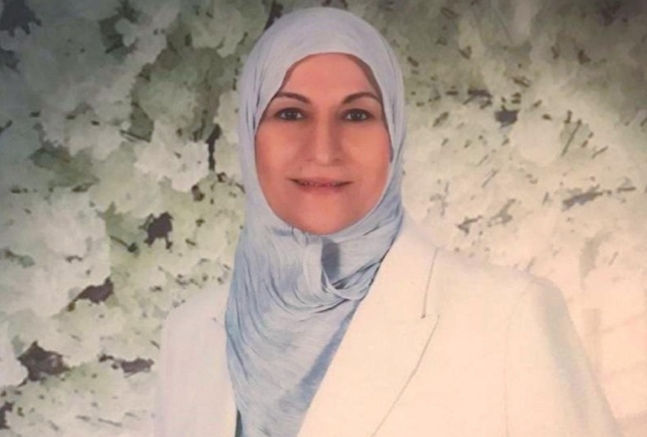 الكاتبة السعودية جمال السعدي تحصد جائزة الإعلام السياحي