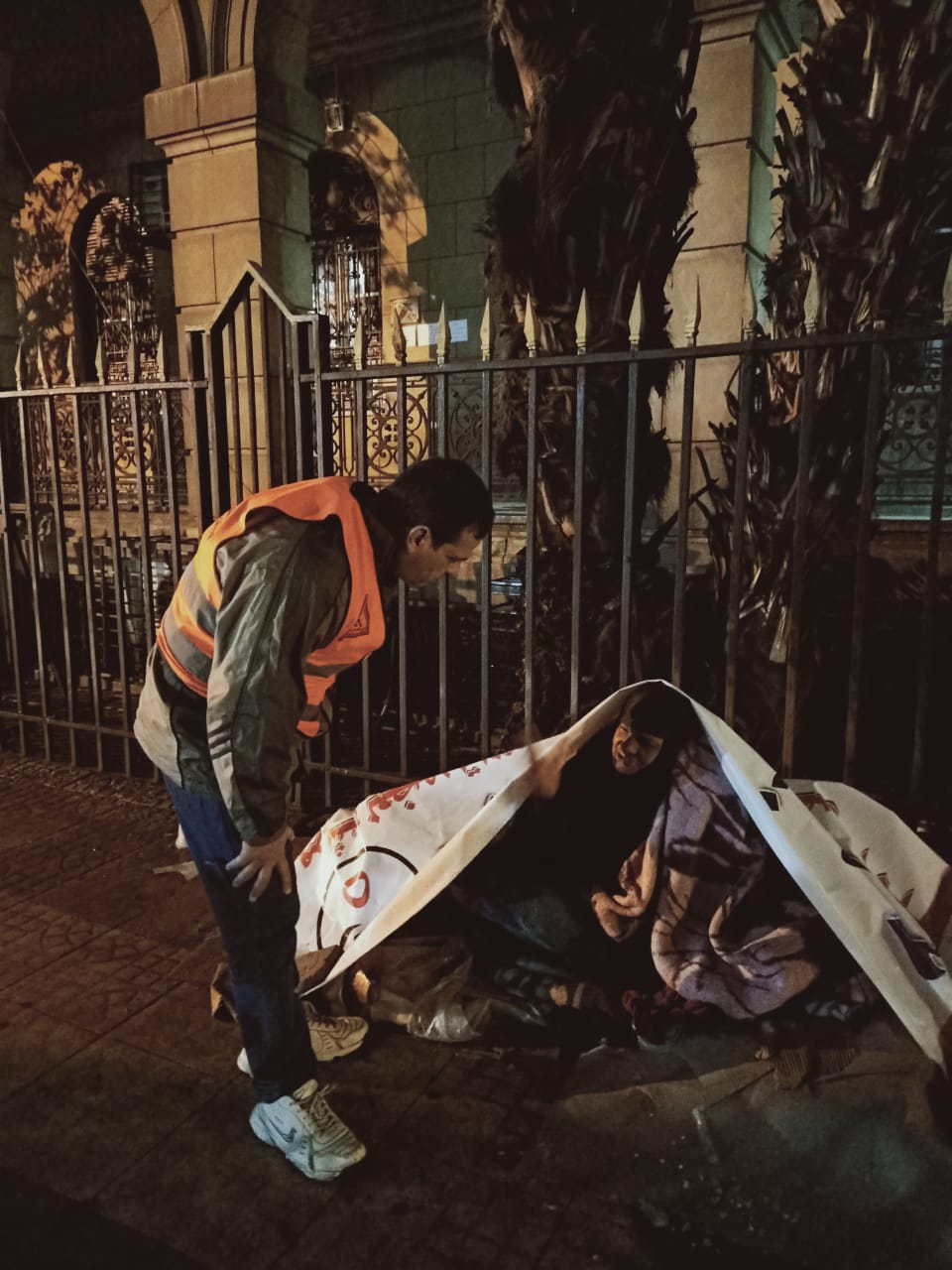فرق التدخل السريع تنقذ ٣٢٣ حاله من المشردين بالشوارع