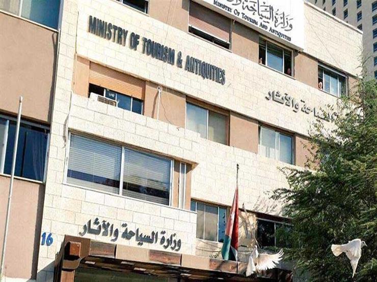 "السياحة" تعتمد ضوابط تشغيل المطاعم والكافتيريات