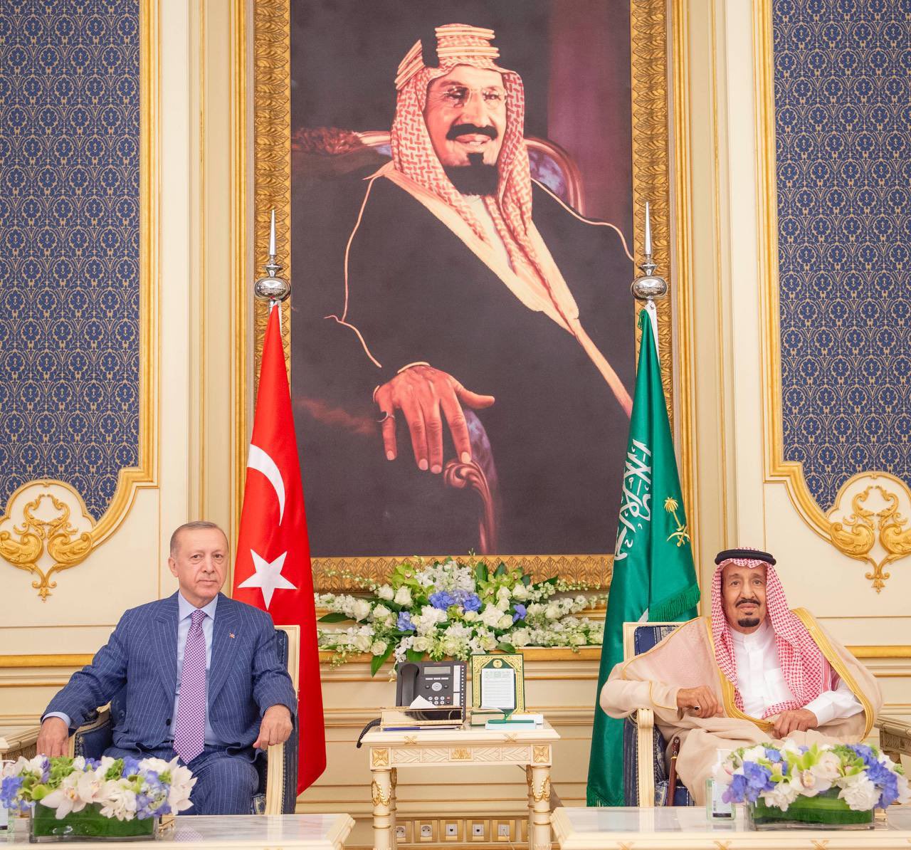 خادم الحرمين الشريفين يستقبل رئيس جمهورية تركيا.. ويُقيم مأدبة عشاء رسمية تكريمًا لفخامته