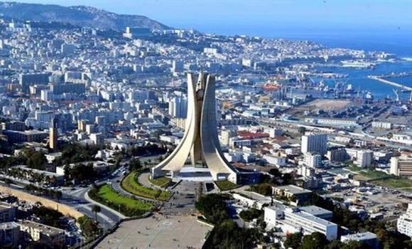 الجزائر.. وكالات السياحة تتنفس الصعداء بعد إعادة فتح الحدود