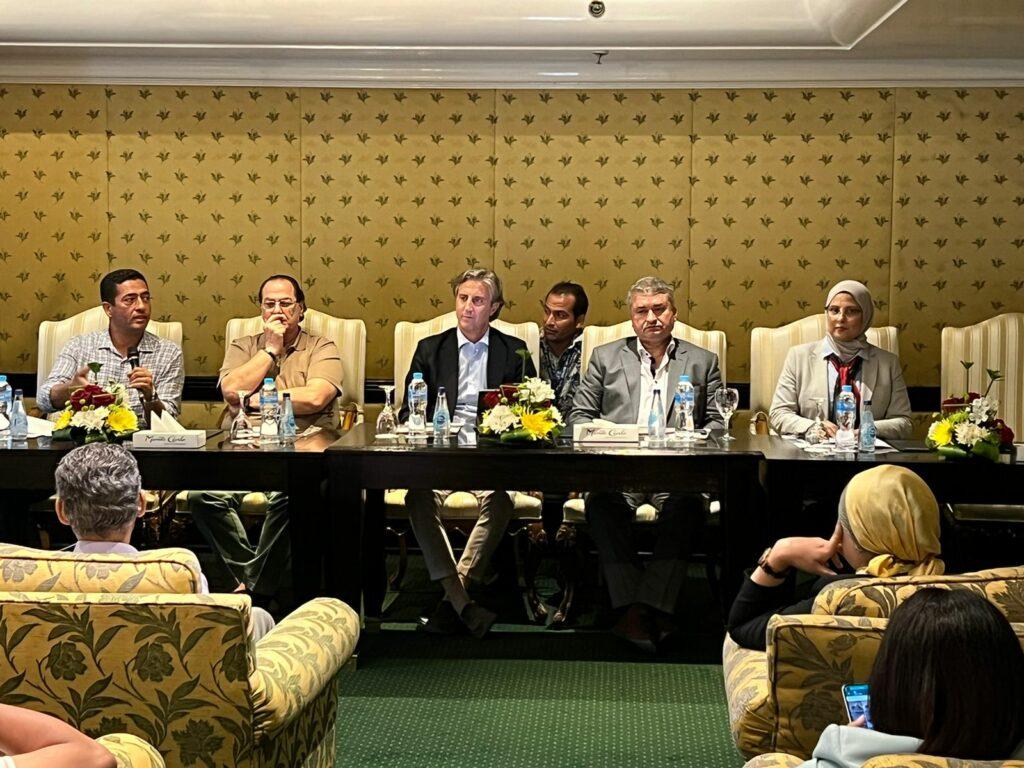 السياحة والآثار تشارك في الورشة الثانية لنشر محطات الطاقة الشمسية بشرم الشيخ