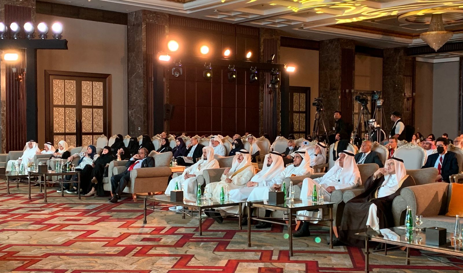 انطلاق اعمال المؤتمر العالمي الخامس للطب النبوي في أبوظبي