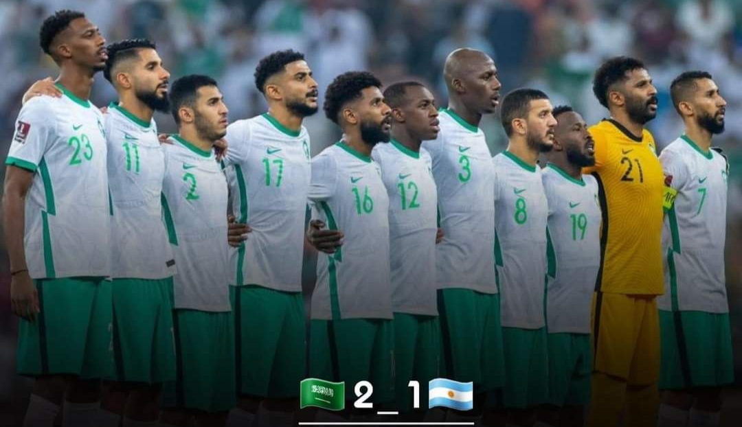يا كاتب التاريخ لأ تغلق الصفحات المنتخب السعودي يقوم بريمونتادا للتاريخ ويفوز على منتخب الارجنتين